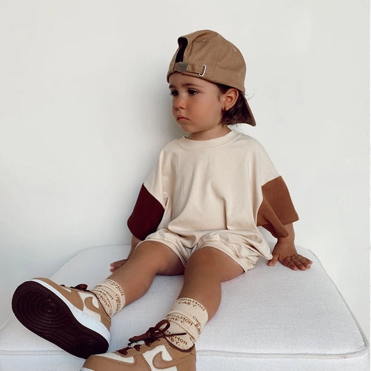 Contrast Color T-shirt and Shorts Set - Peachy Bloomers