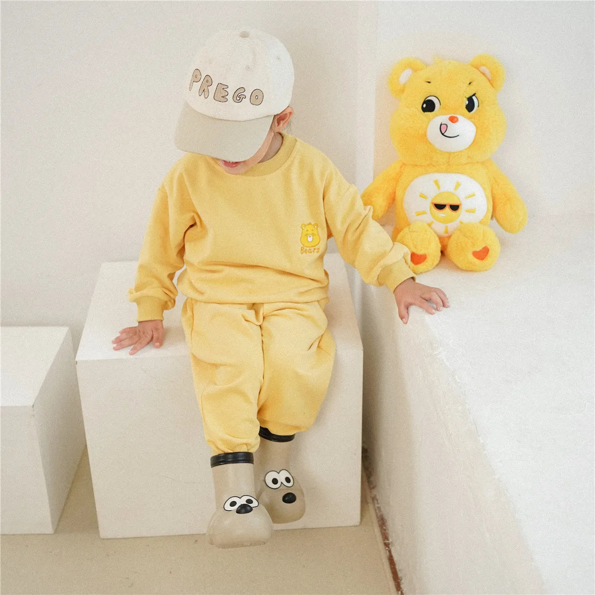 Bear Sweatshirt and Pants set - Peachy Bloomers