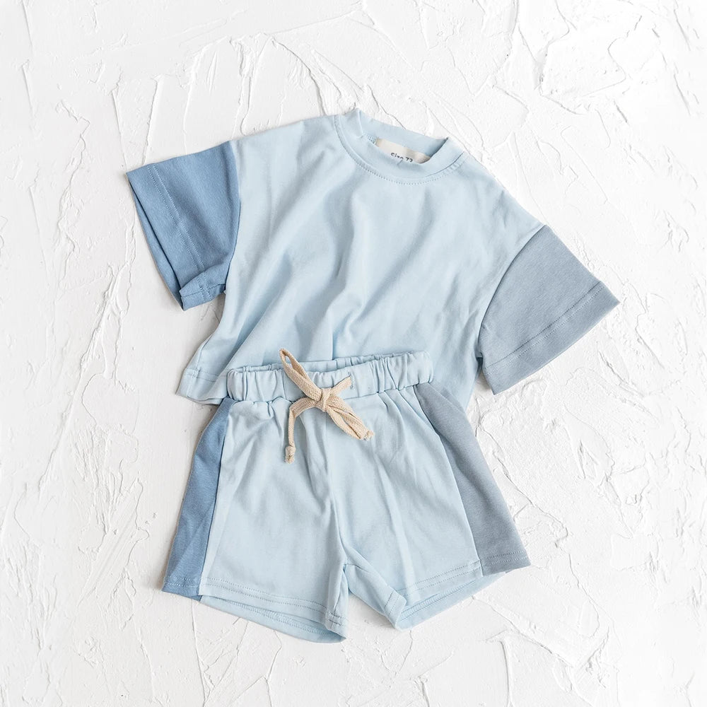 Contrast Color T-shirt and Shorts Set - Peachy Bloomers
