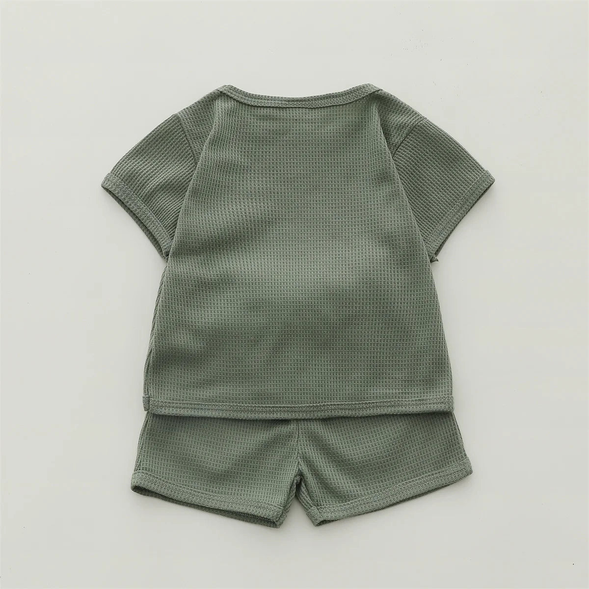 Bear Pocket Summer Set – Soft Waffle Knit Shorts & Tee for Toddlers