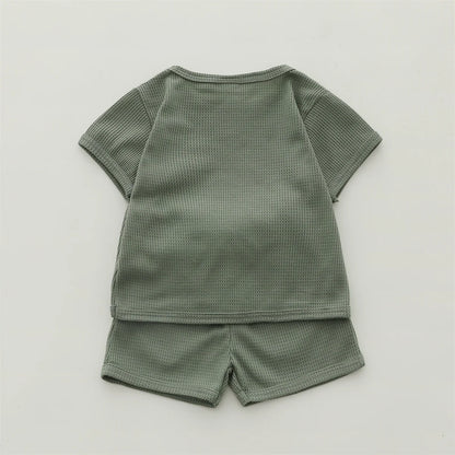 Bear Pocket Summer Set – Soft Waffle Knit Shorts & Tee for Toddlers