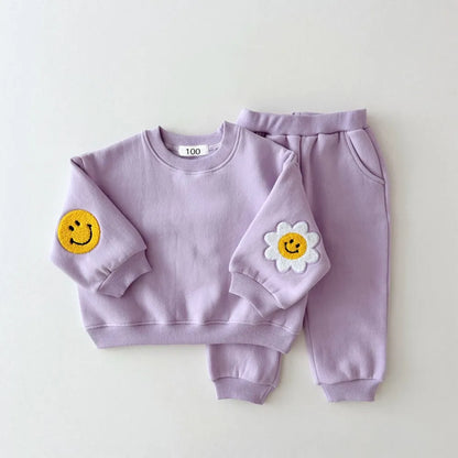 Flower & Smile Sweatshirt and Sweatpants Set - Peachy Bloomers